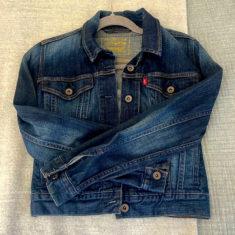 Levi’s denim women’s jacket - dark denim cropped